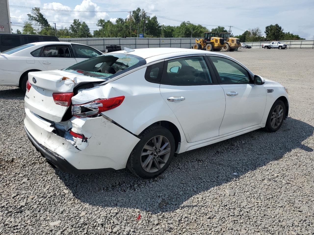 2020 Kia Optima Lx - Фото 3