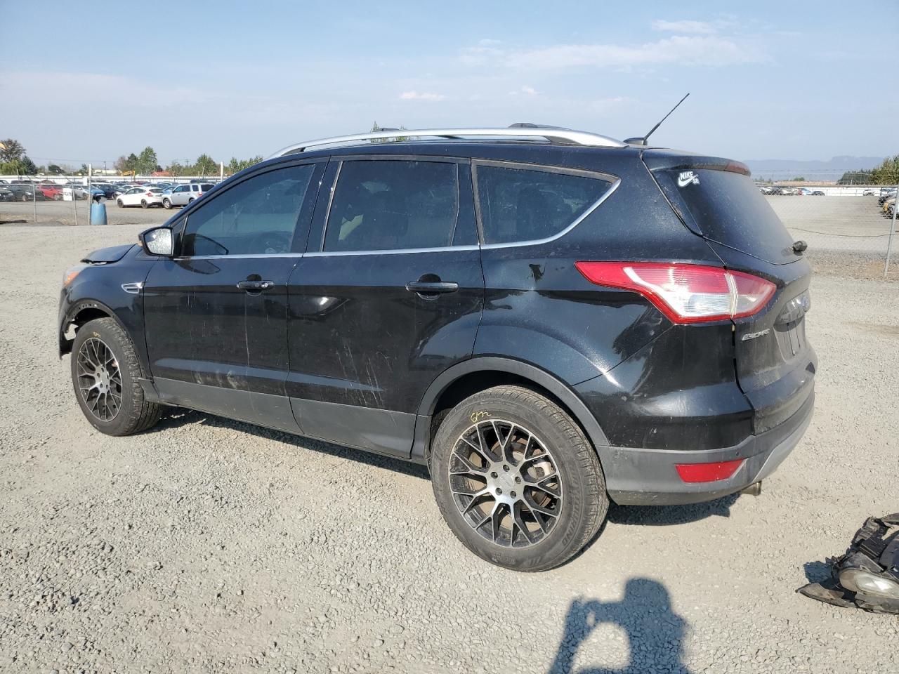 2013 Ford Escape Titanium - Фото 2