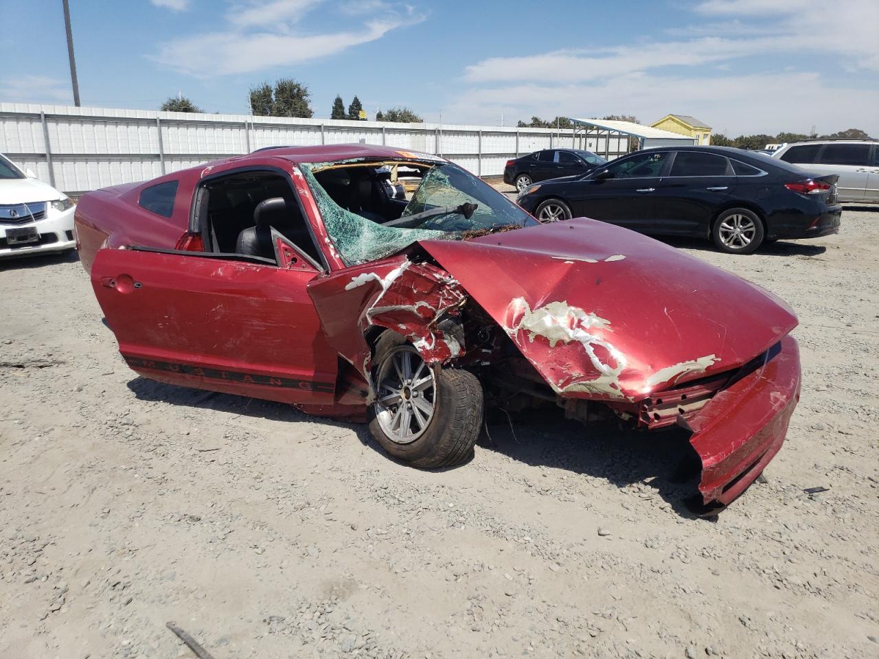 2005 Ford Mustang - Image 4