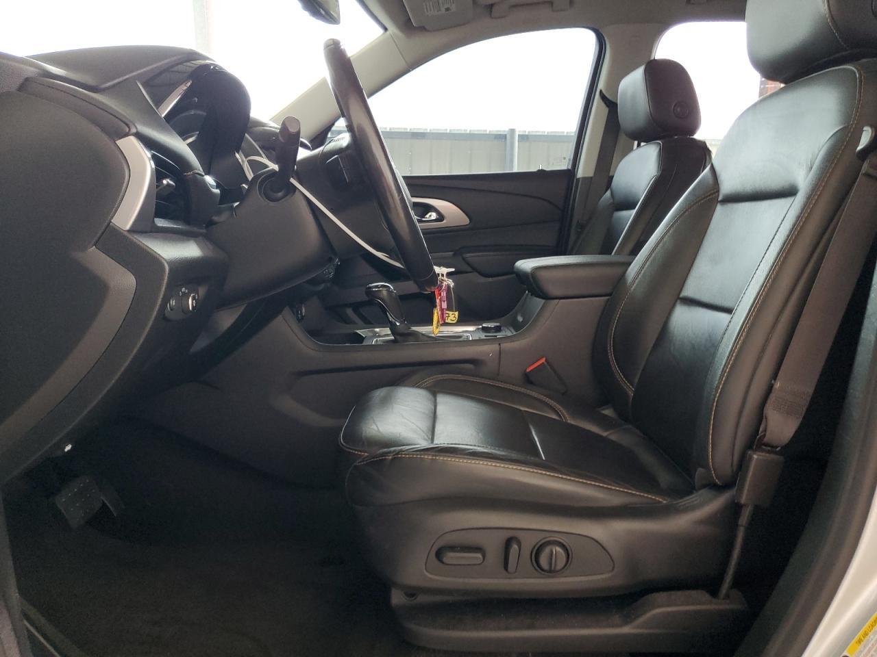 2020 Chevrolet Traverse Lt - Image 7