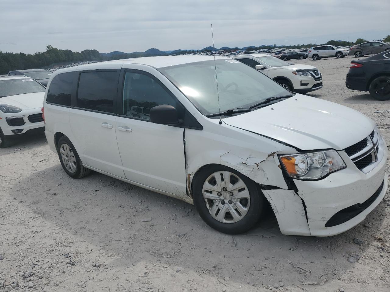 2018 Dodge Grand Caravan Se - Image 4