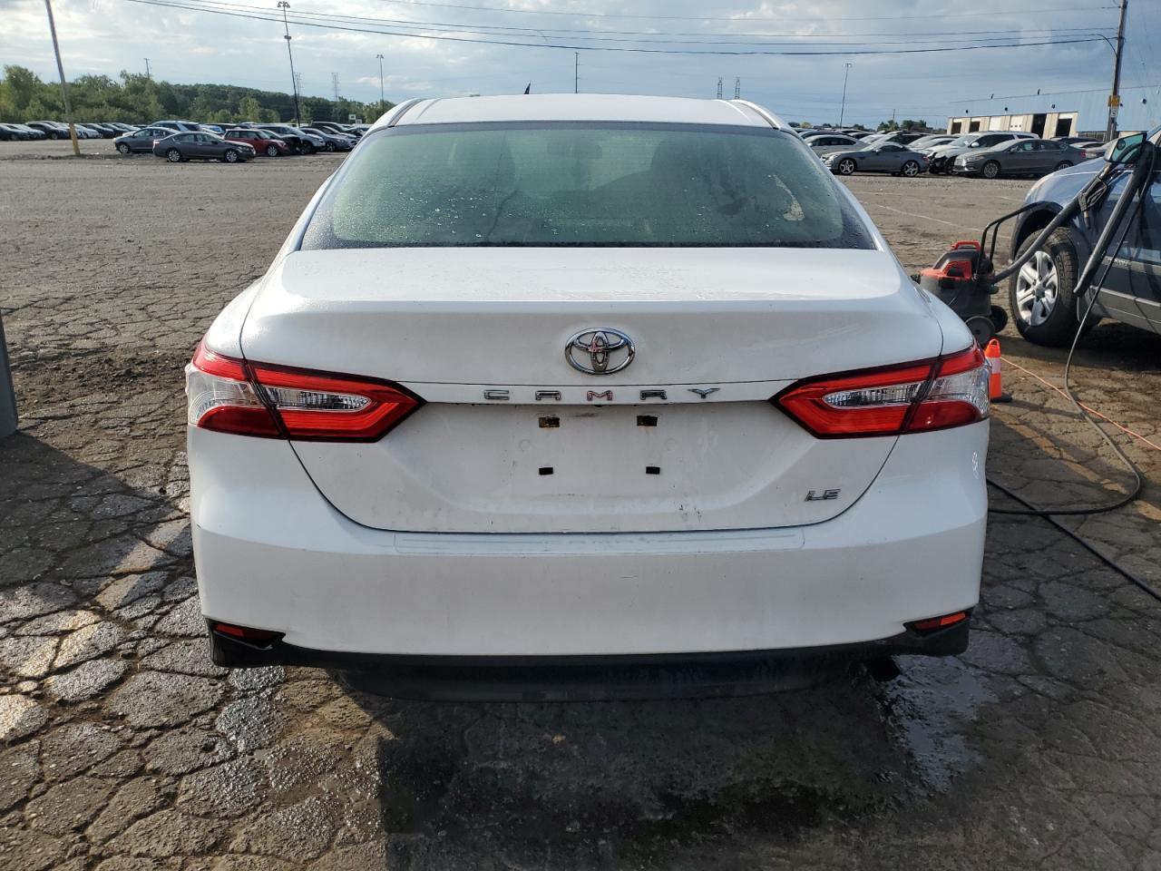 2018 Toyota Camry - Фото 6