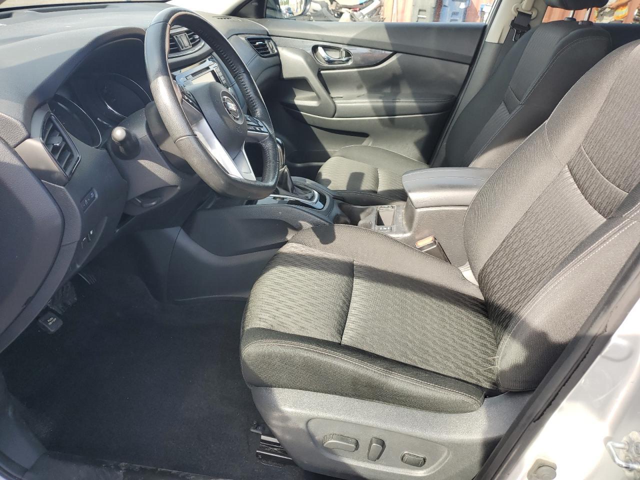 2018 Nissan Rogue S - Image 7