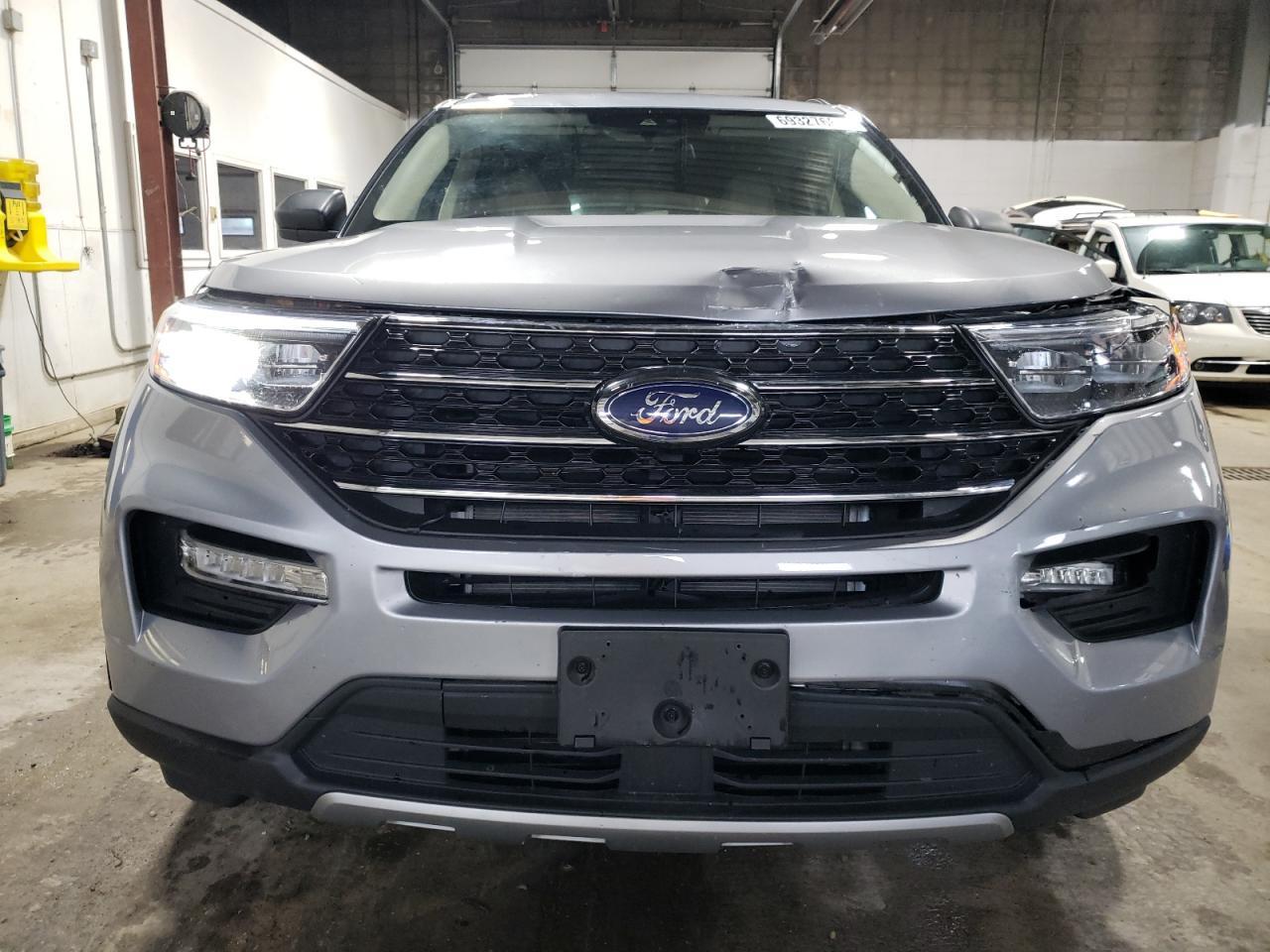 2020 Ford Explorer Xlt - Фото 5