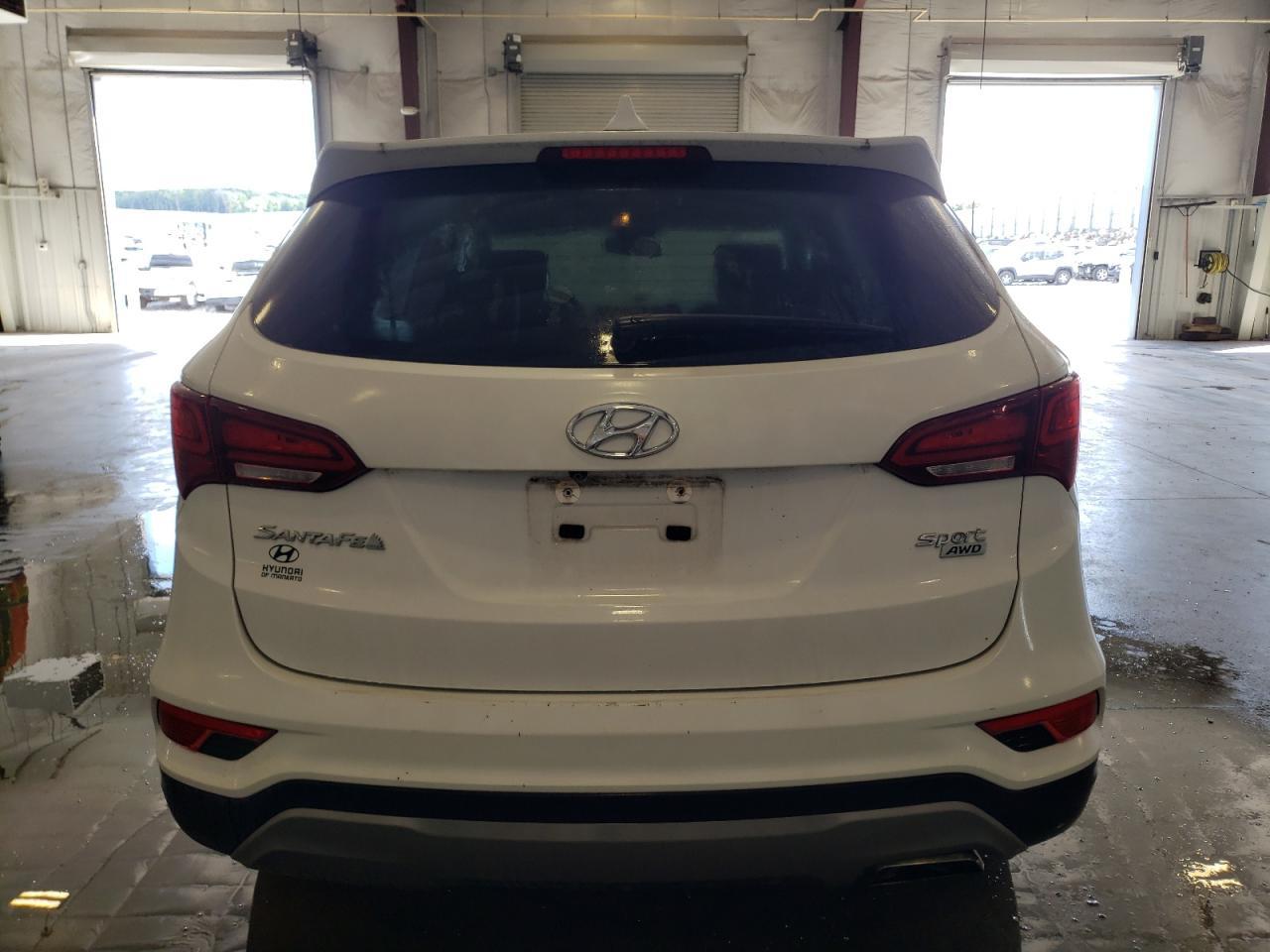 2017 Hyundai Santa Fe Sport - Image 6