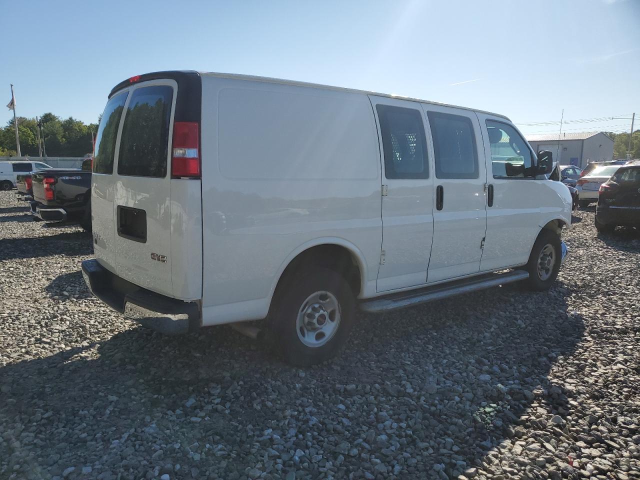 2023 GMC Savana G2500 - Image 3