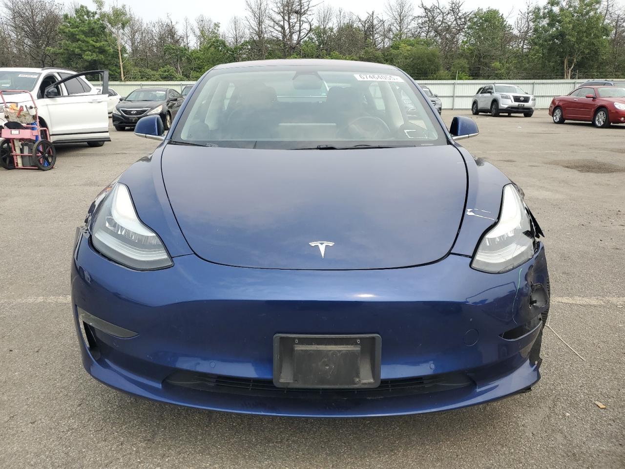 2019 Tesla Model 3 - Фото 5