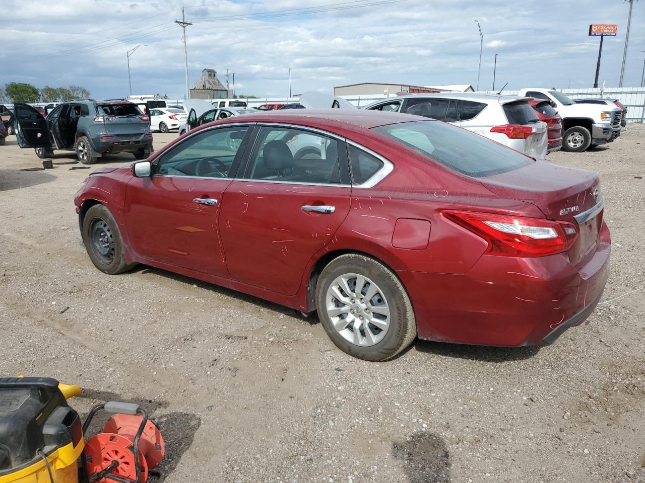 2018 Niss Altima 2.5 - Image 2