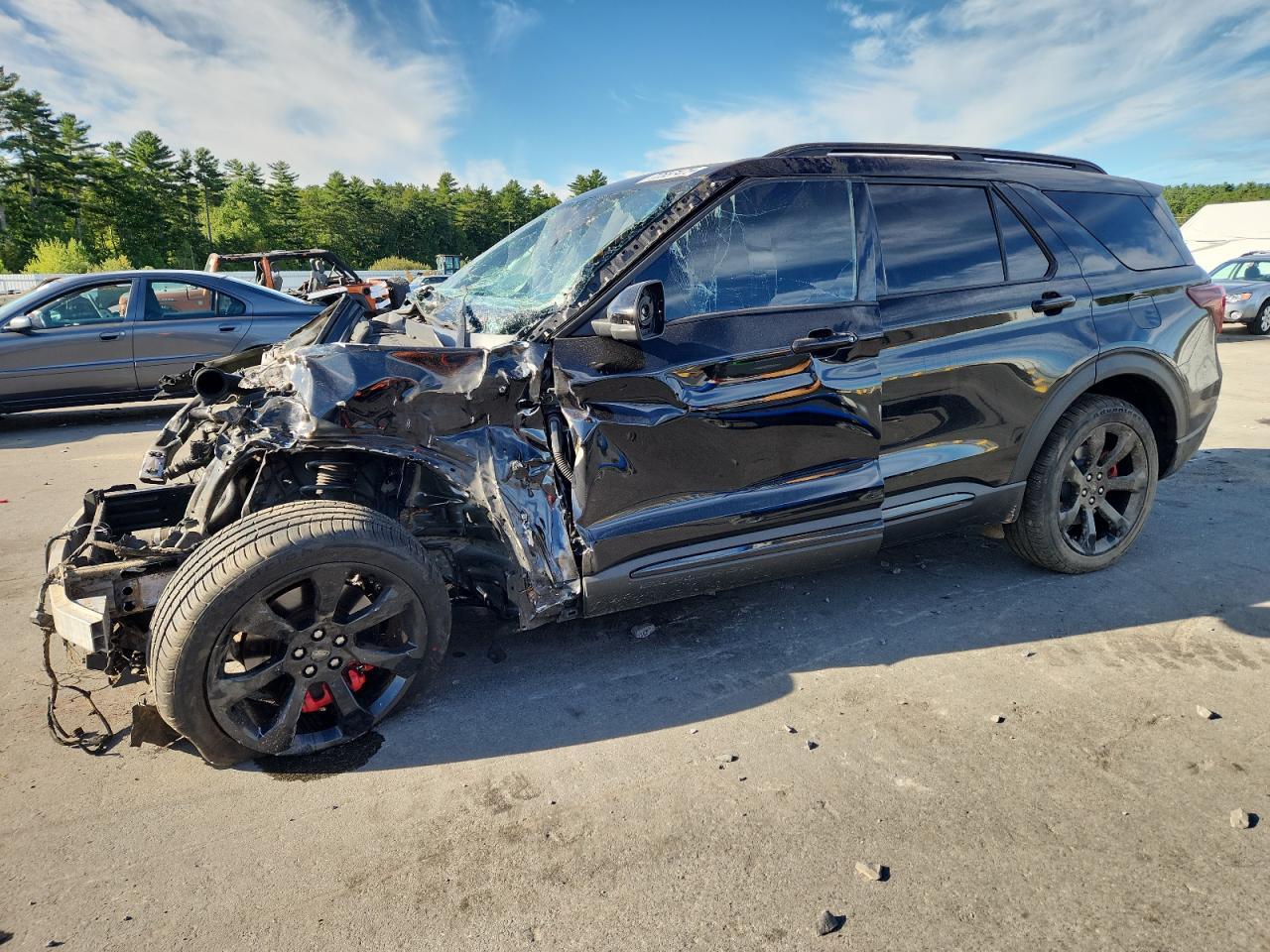 2021 Ford Explorer St