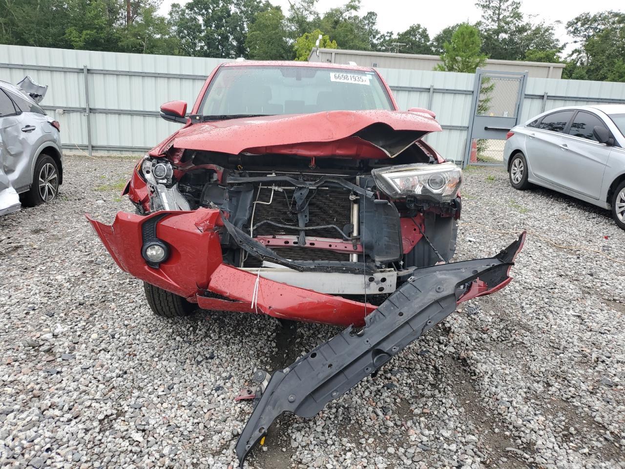 2018 Toyota 4Runner Sr5 - Image 5