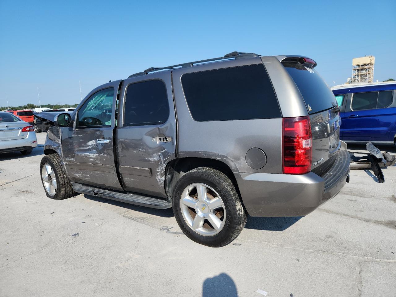 2012 Chevrolet Tahoe C1500 Ls - Фото 2