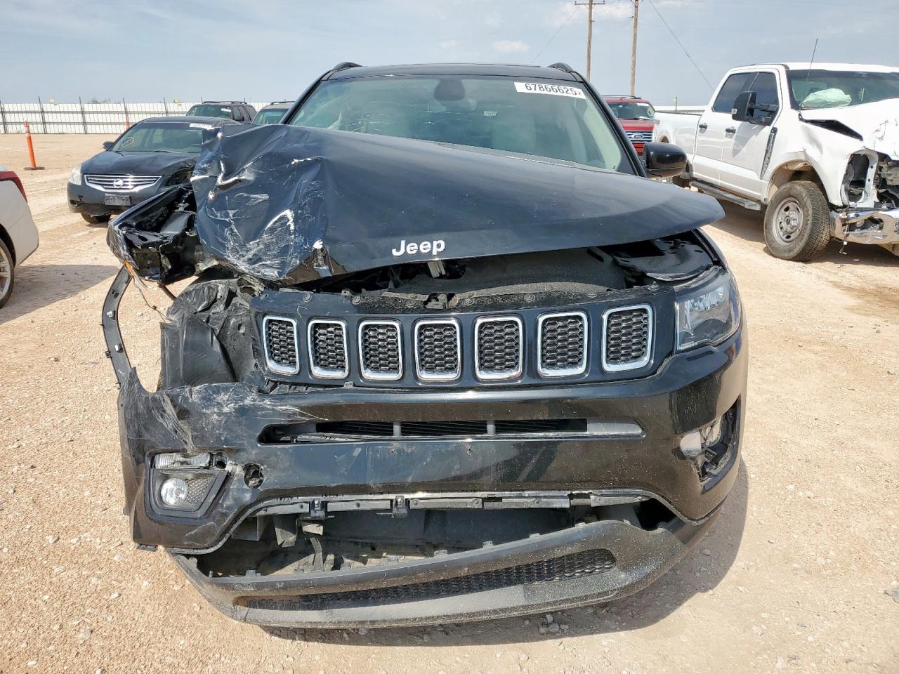 2021 Jeep Compass Latitude - Image 5