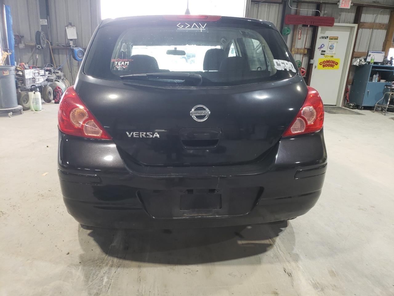 2010 Nissan Versa S - Image 6