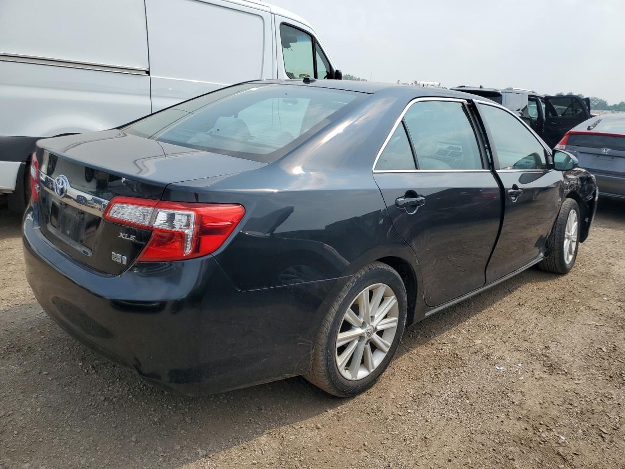 2012 Toyota Camry Hybrid - Фото 3