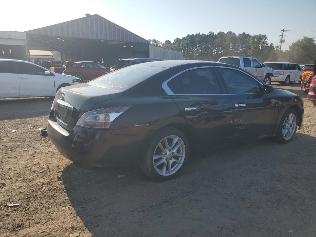 2014 Nissan Maxima S - Фото 3