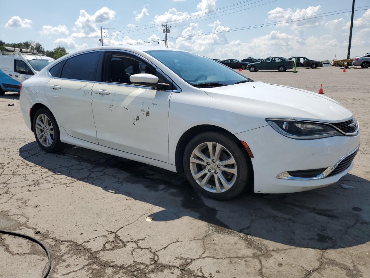 2015 Chrysler 200 Limited - Фото 4