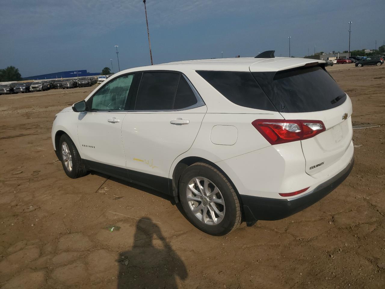 2020 Chevrolet Equinox Lt - Фото 2