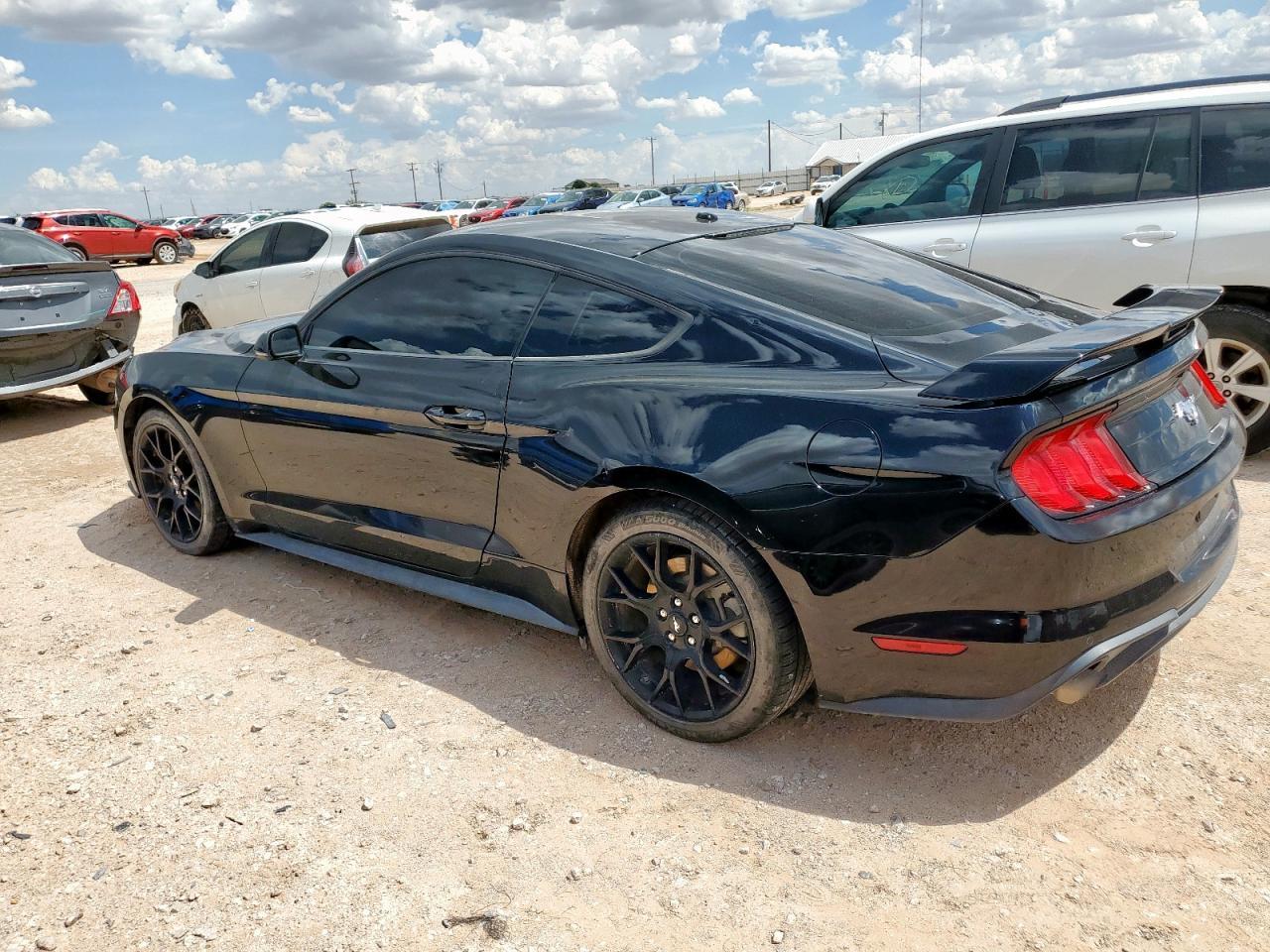 2019 Ford Mustang - Фото 2