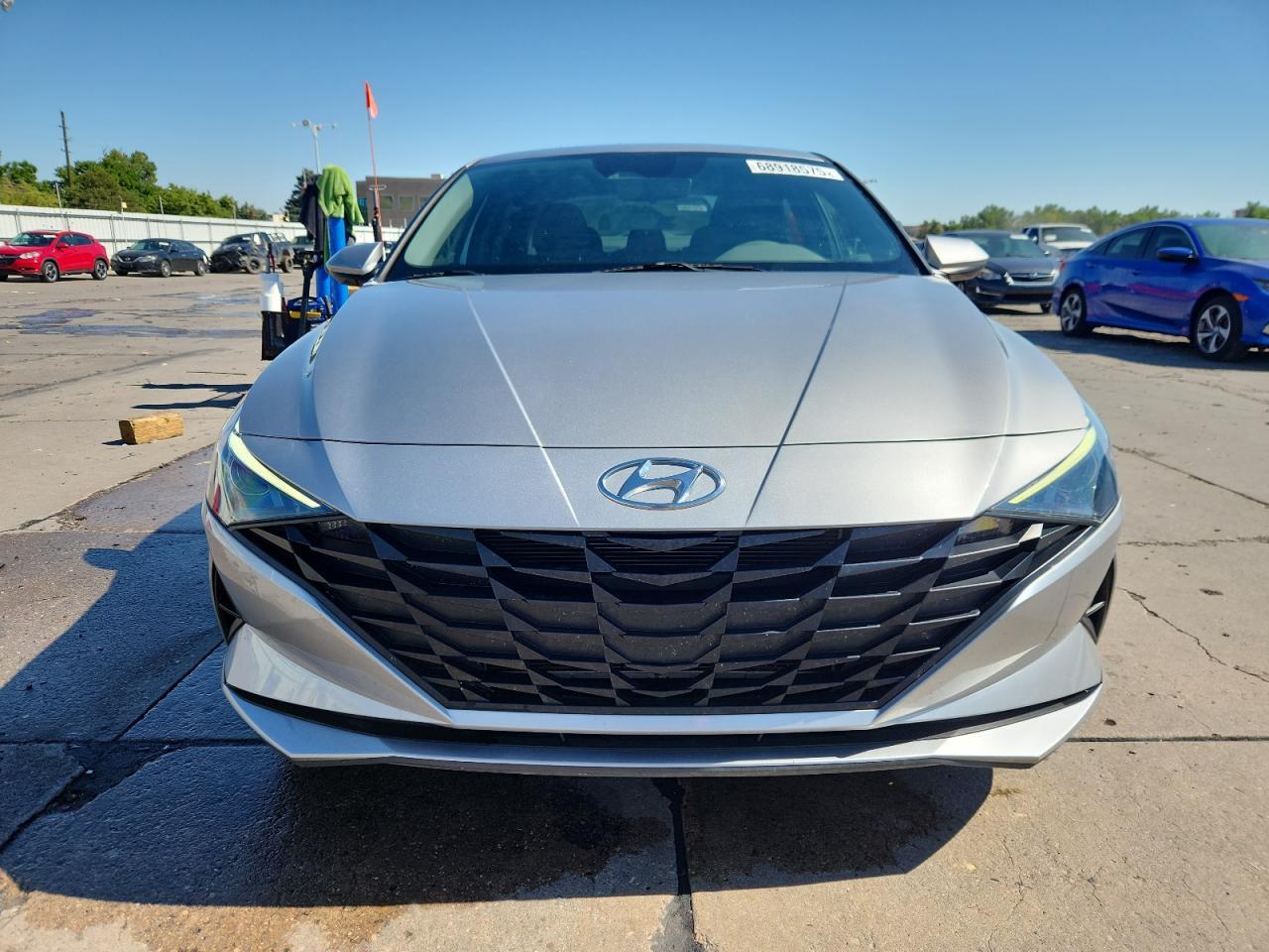 2021 Hyundai Elantra Se - Фото 5