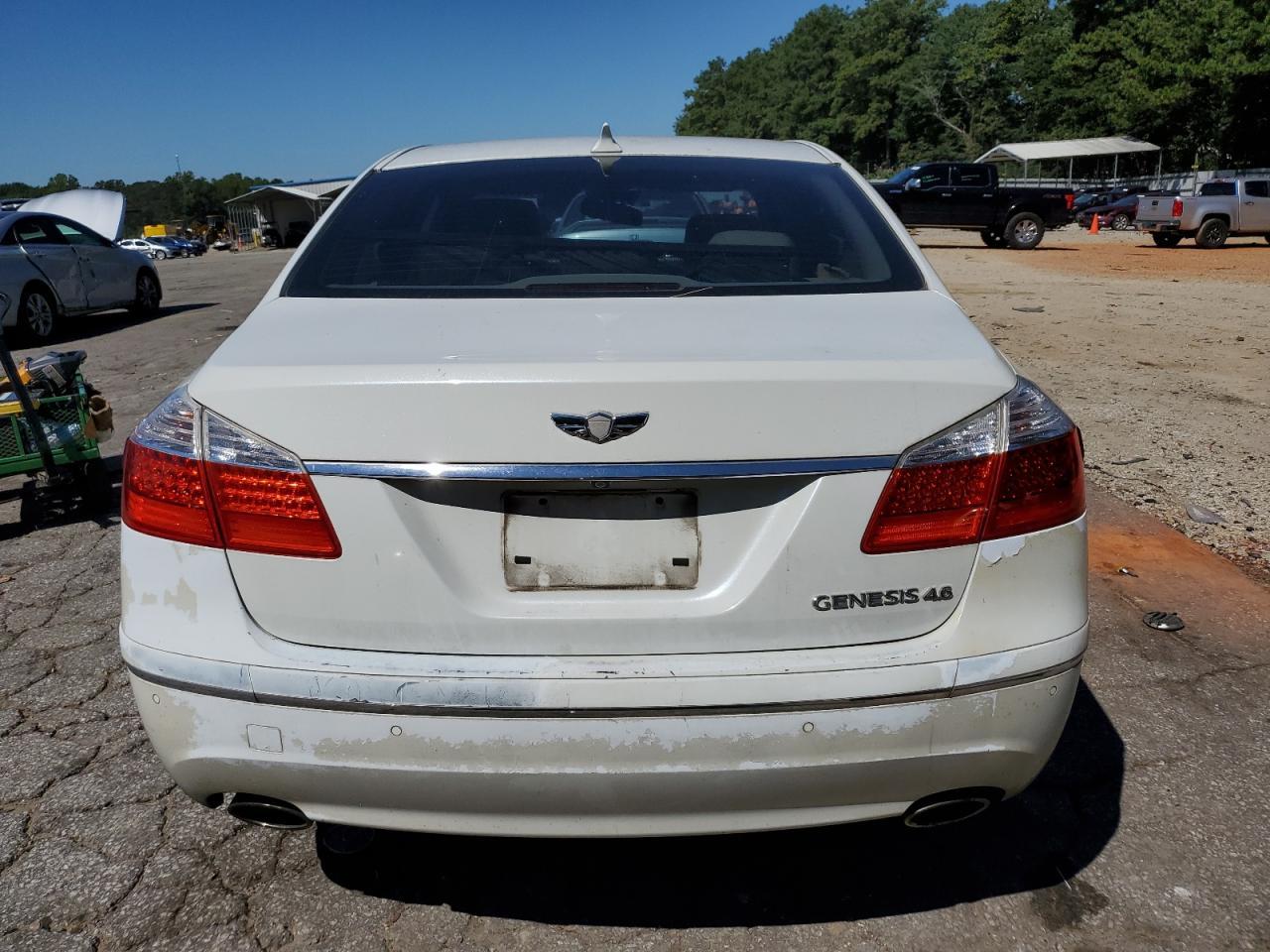 2010 Hyundai Genesis 4.6L - Фото 6