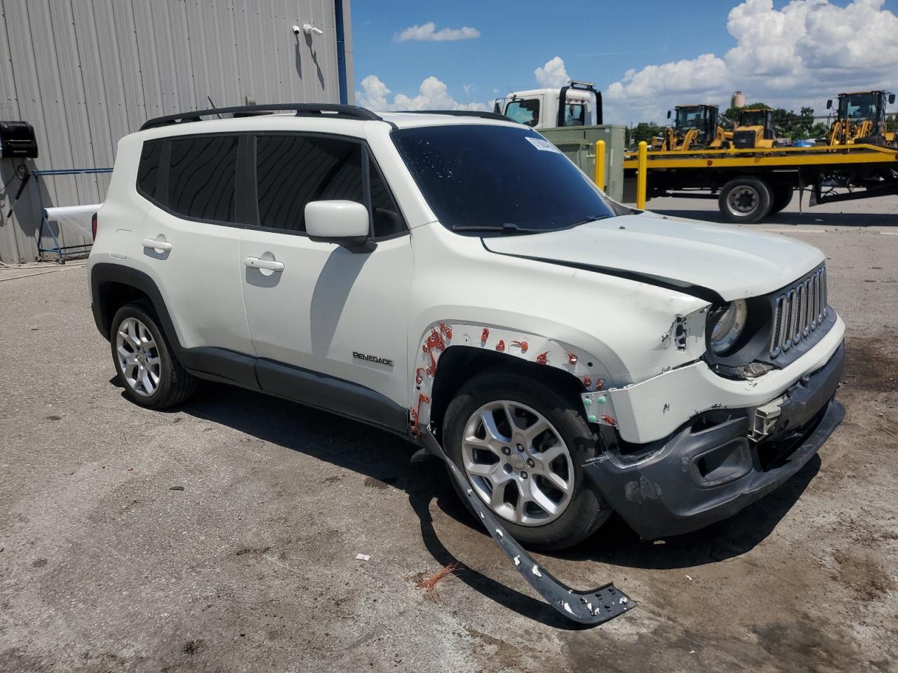 2017 Jeep Renegade Latitude - Image 4