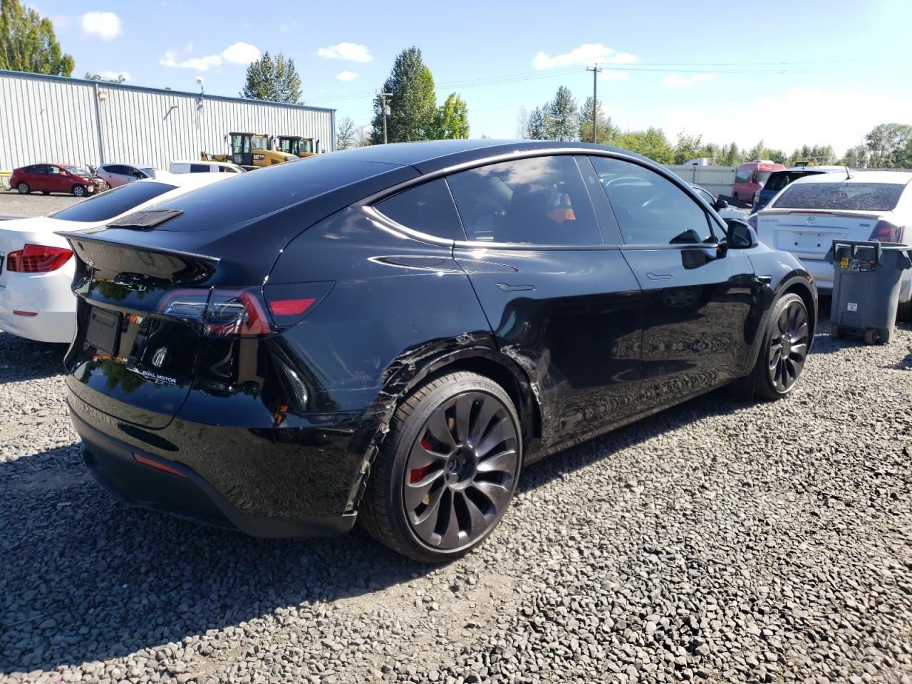 2023 Tesla Model Y - Image 3