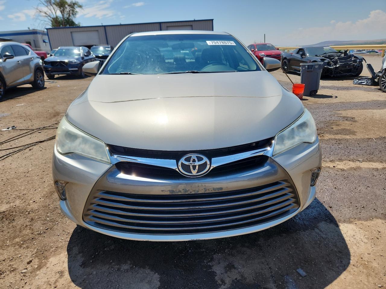 2016 Toyota Camry Le - Фото 5