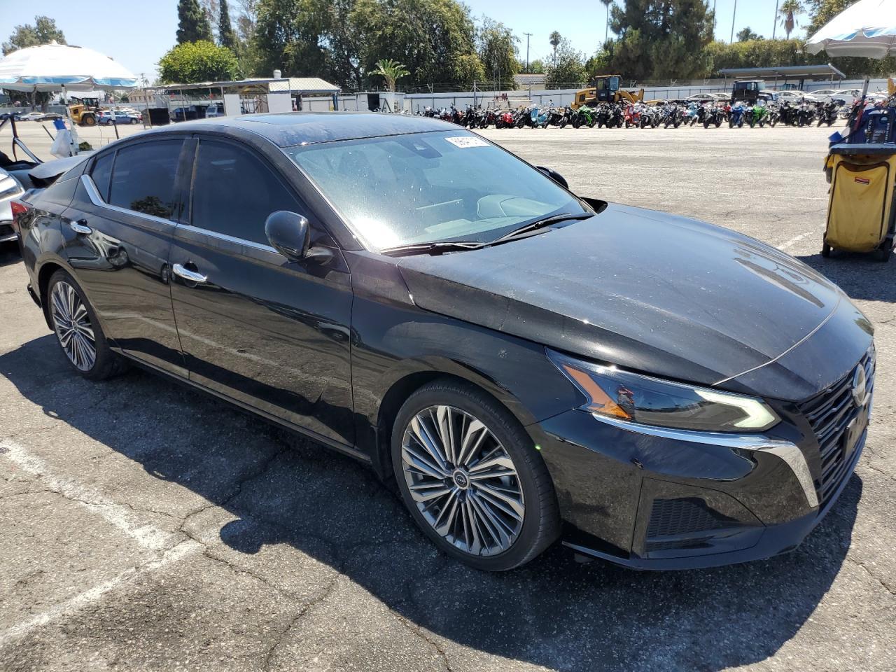 2023 Nissan Altima Sl - Фото 4