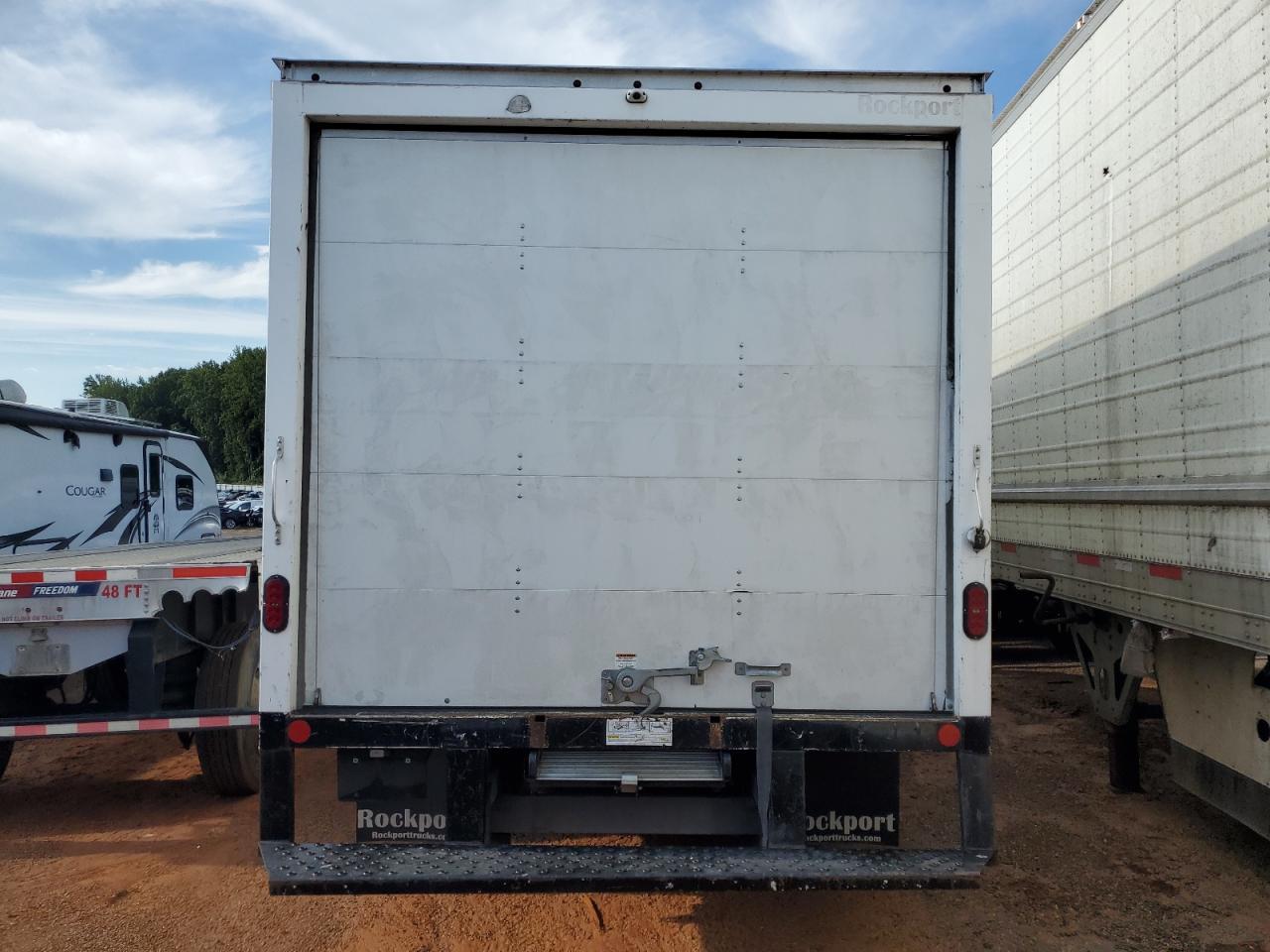 2021 Ford Econoline E350 Super Duty Cutaway Van - Фото 6