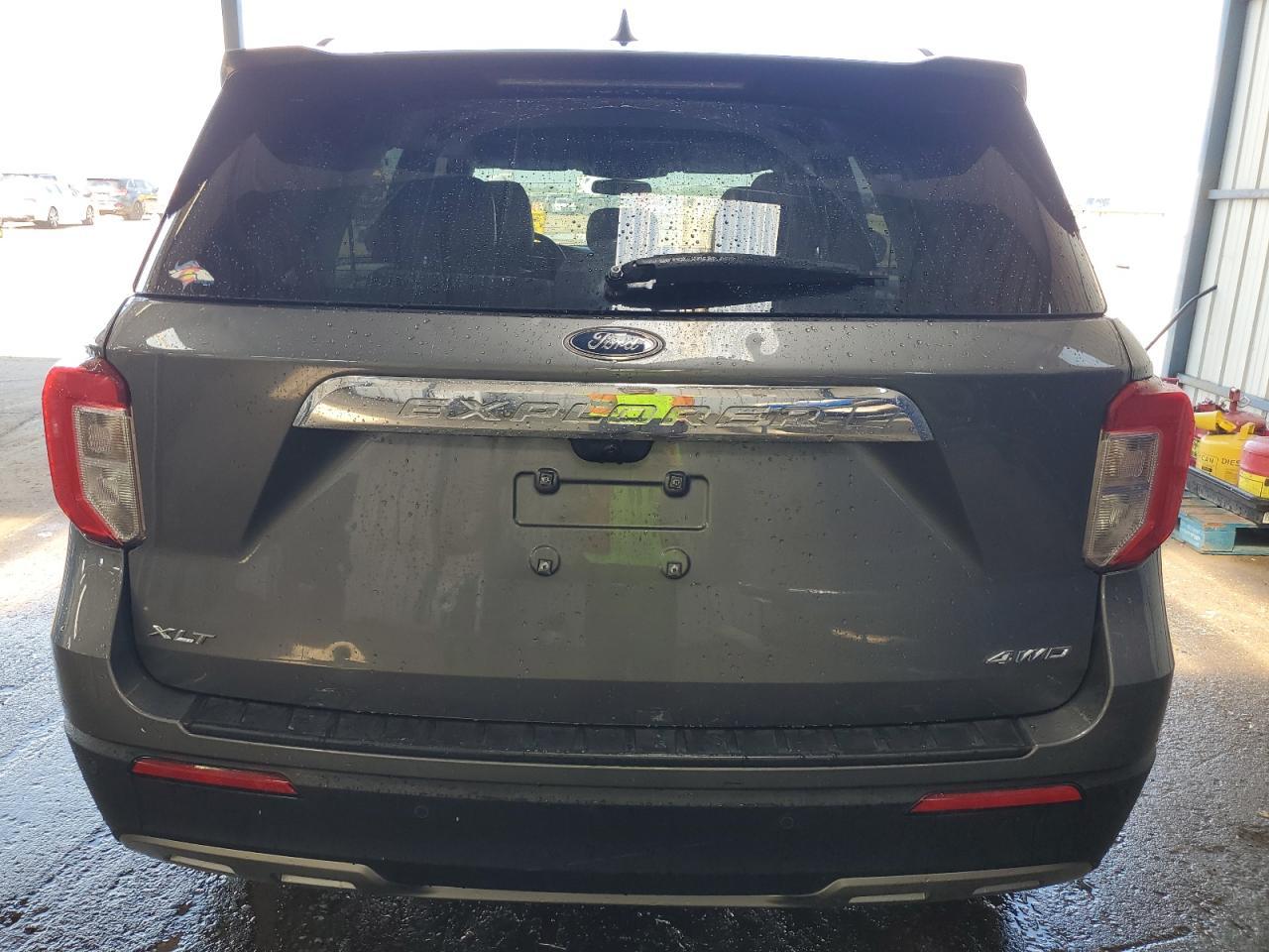 2023 Ford Explorer Xlt - Image 6