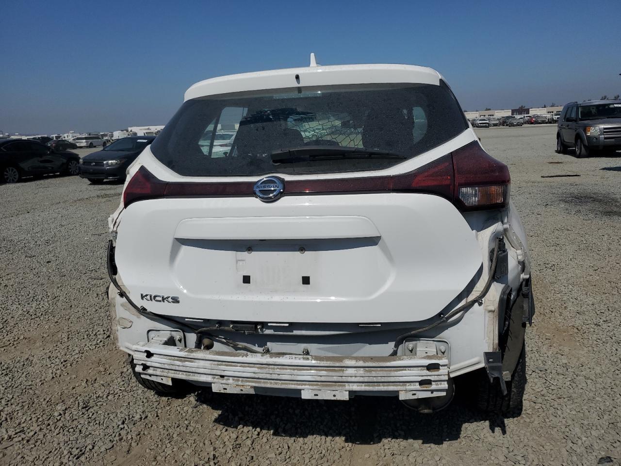2021 Nissan Kicks S - Image 6