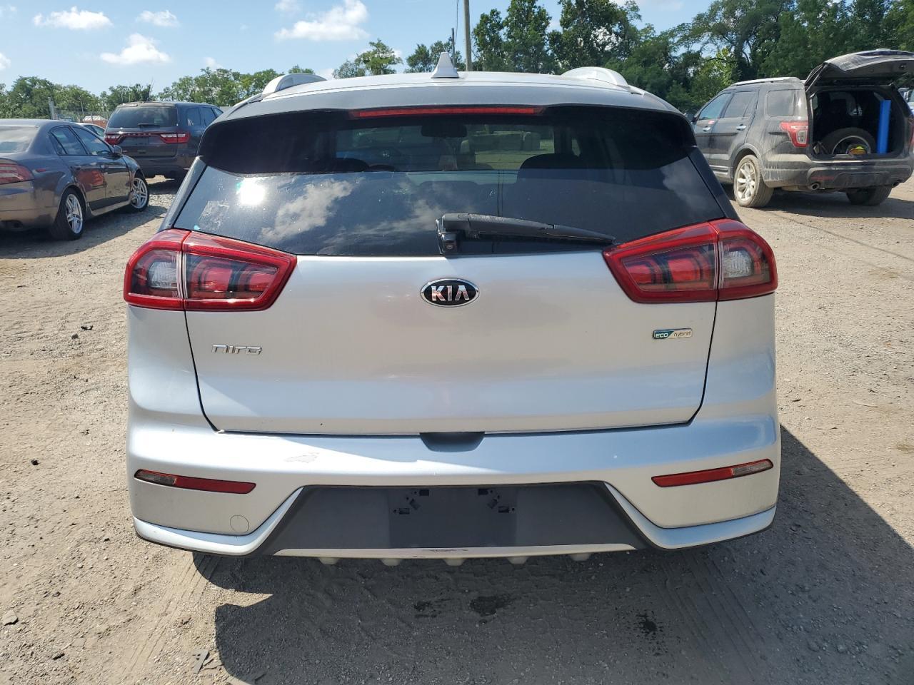 2018 Kia Niro Fe - Image 6