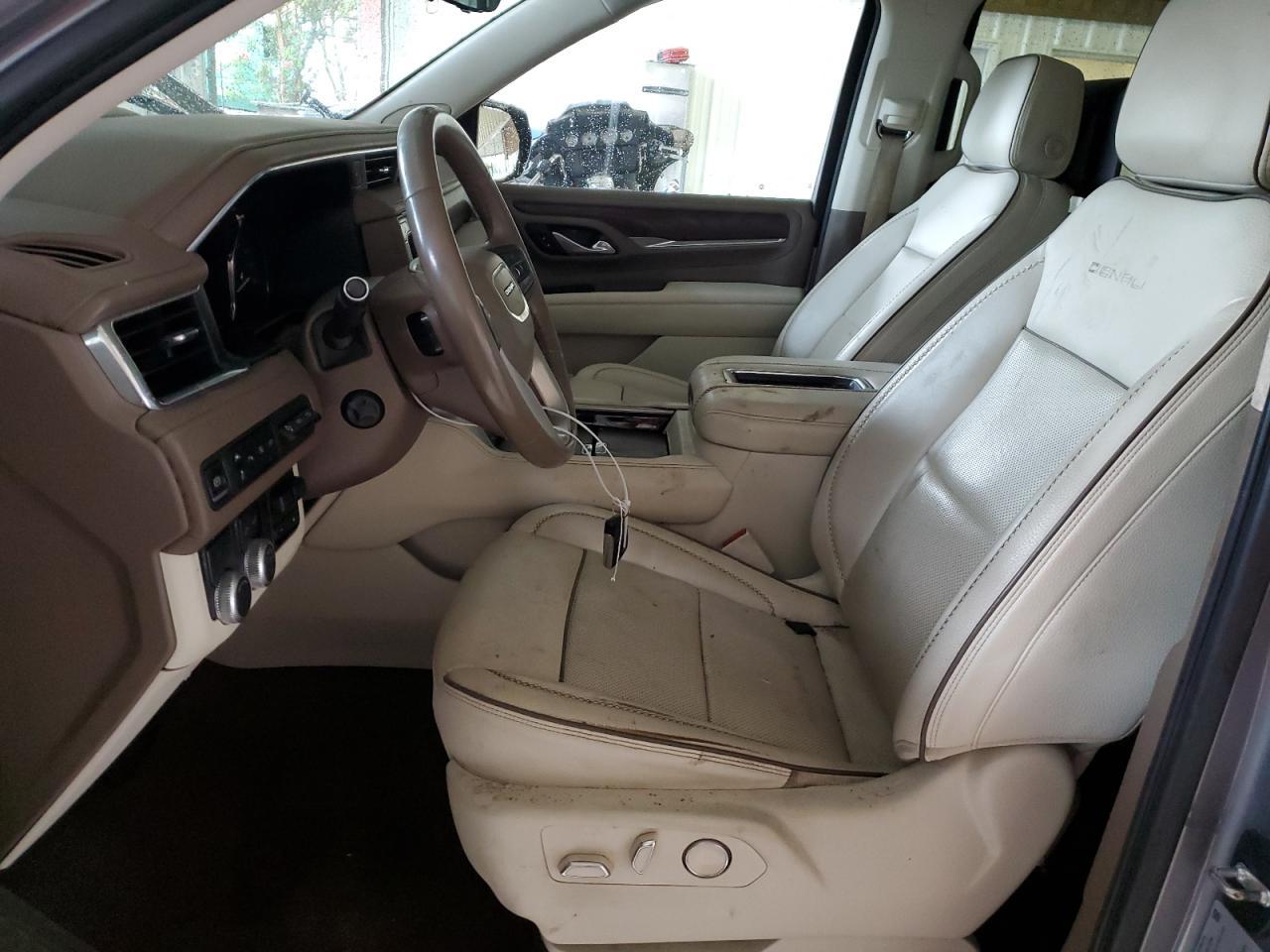 2021 GMC Yukon Denali - Фото 7