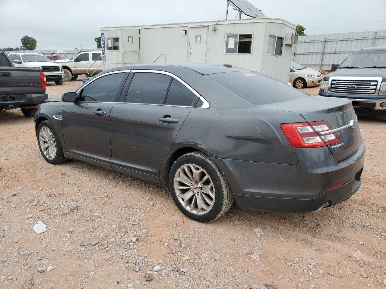 2019 Ford Taurus Limited - Image 2
