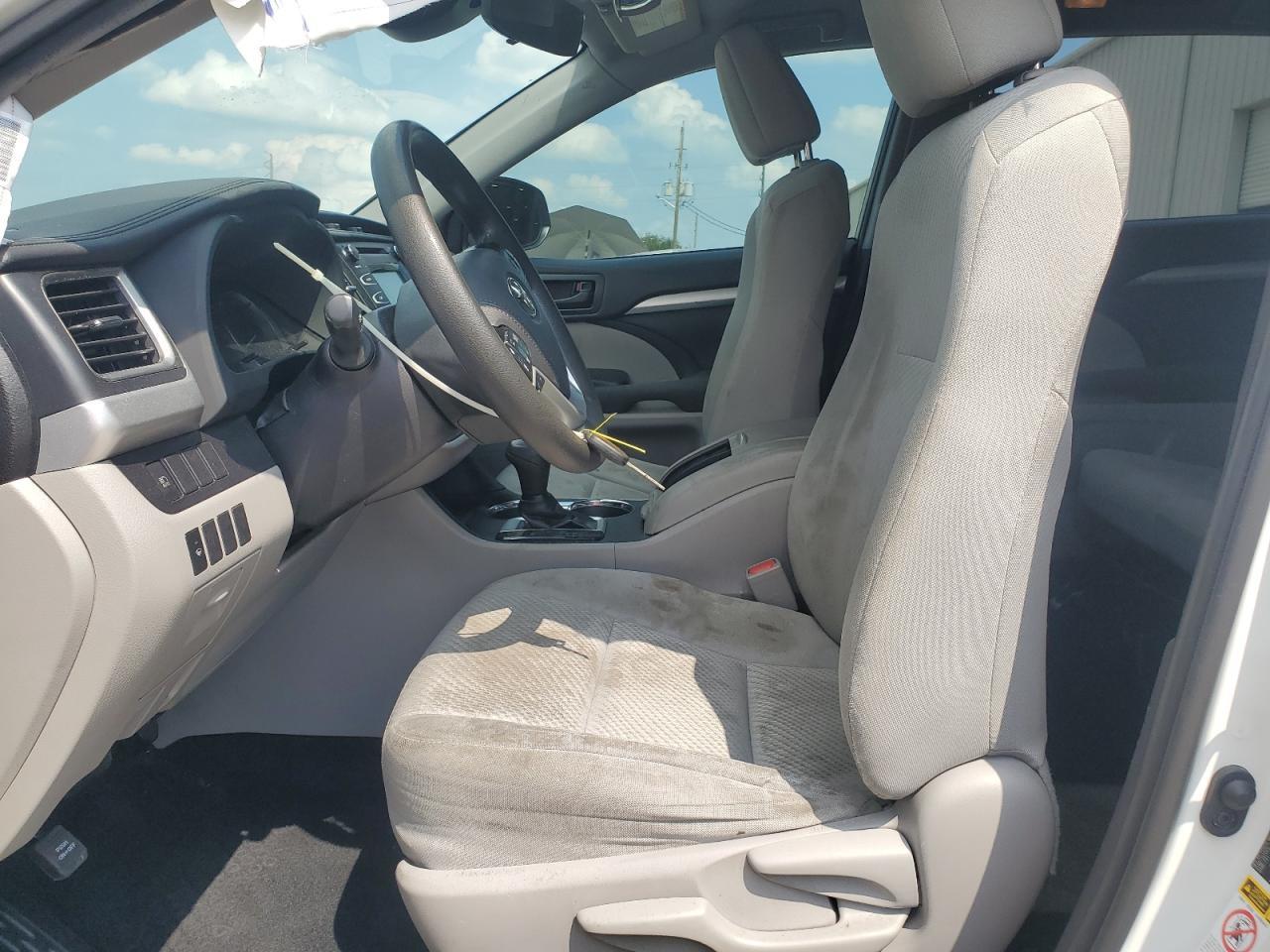 2019 Toyota Highlander Le - Фото 7