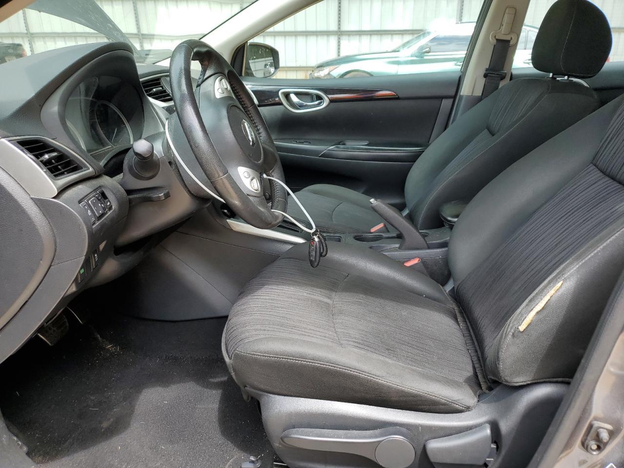 2019 Nissan Sentra S - Фото 7