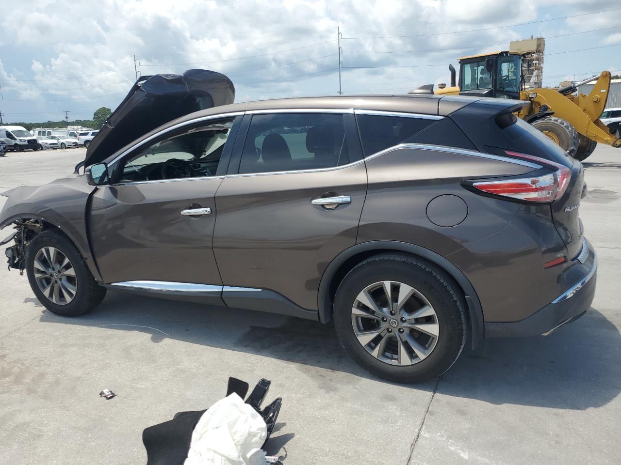 2017 Nissan Murano S - Image 2