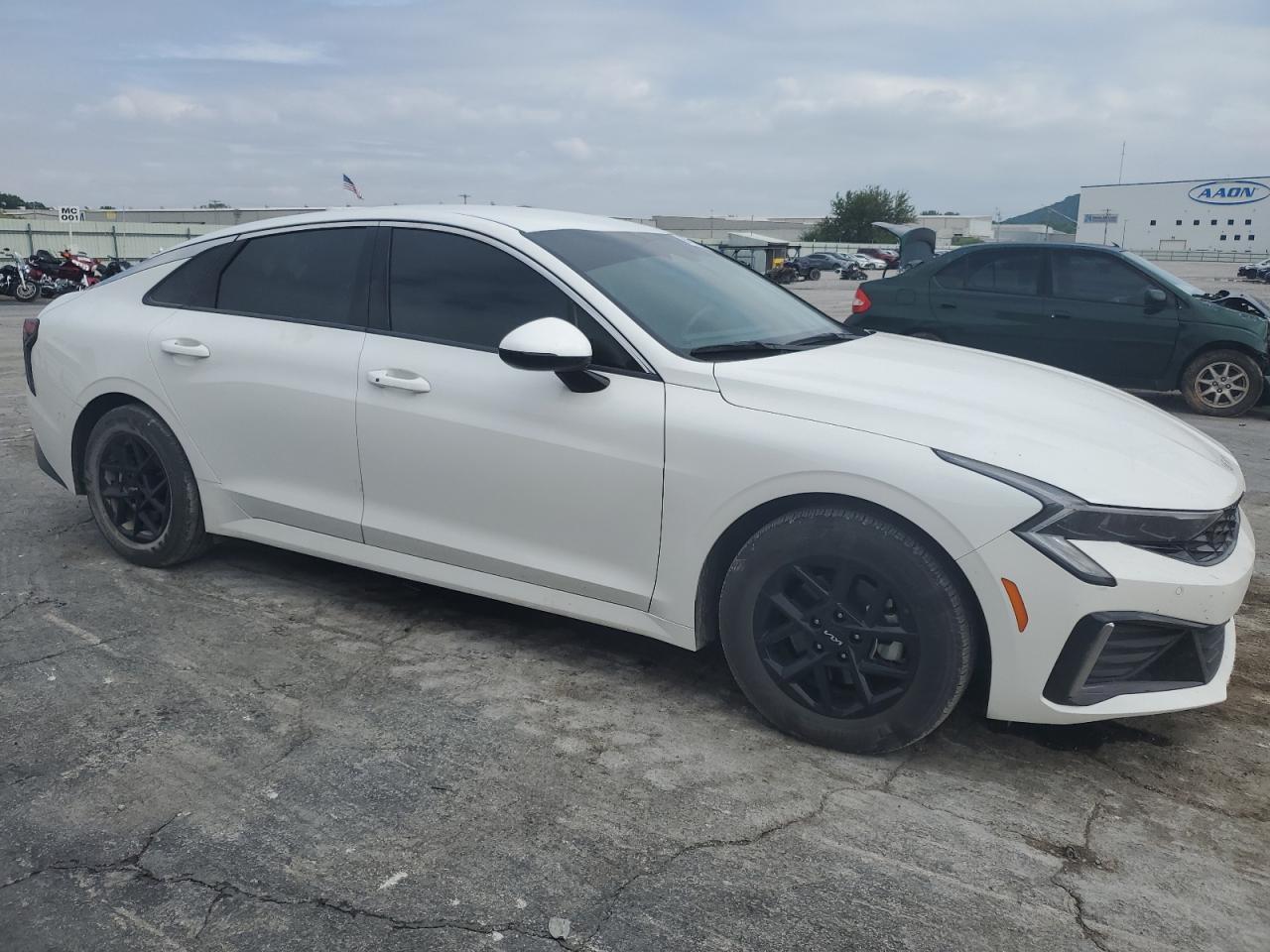 2025 Kia K5 Lxs - Фото 4