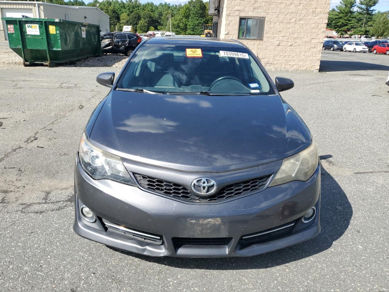 2014 Toyota Camry L - Фото 5