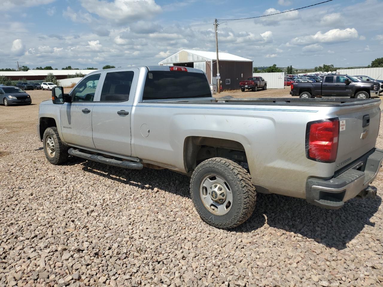 2018 Chevrolet Silverado K2500 Heavy Duty - Image 2