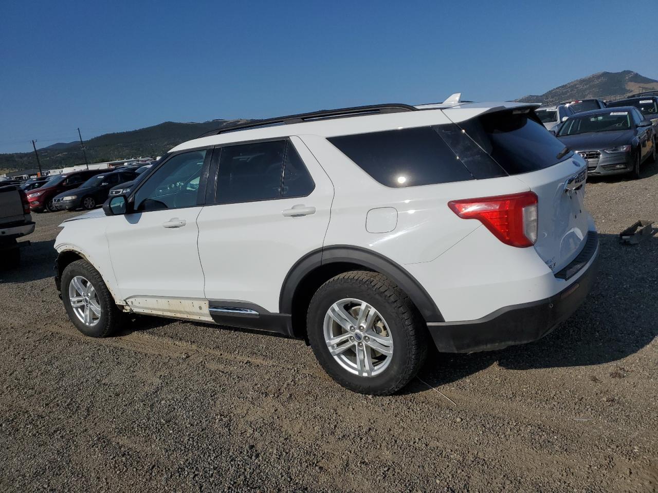 2020 Ford Explorer Xlt - Image 2