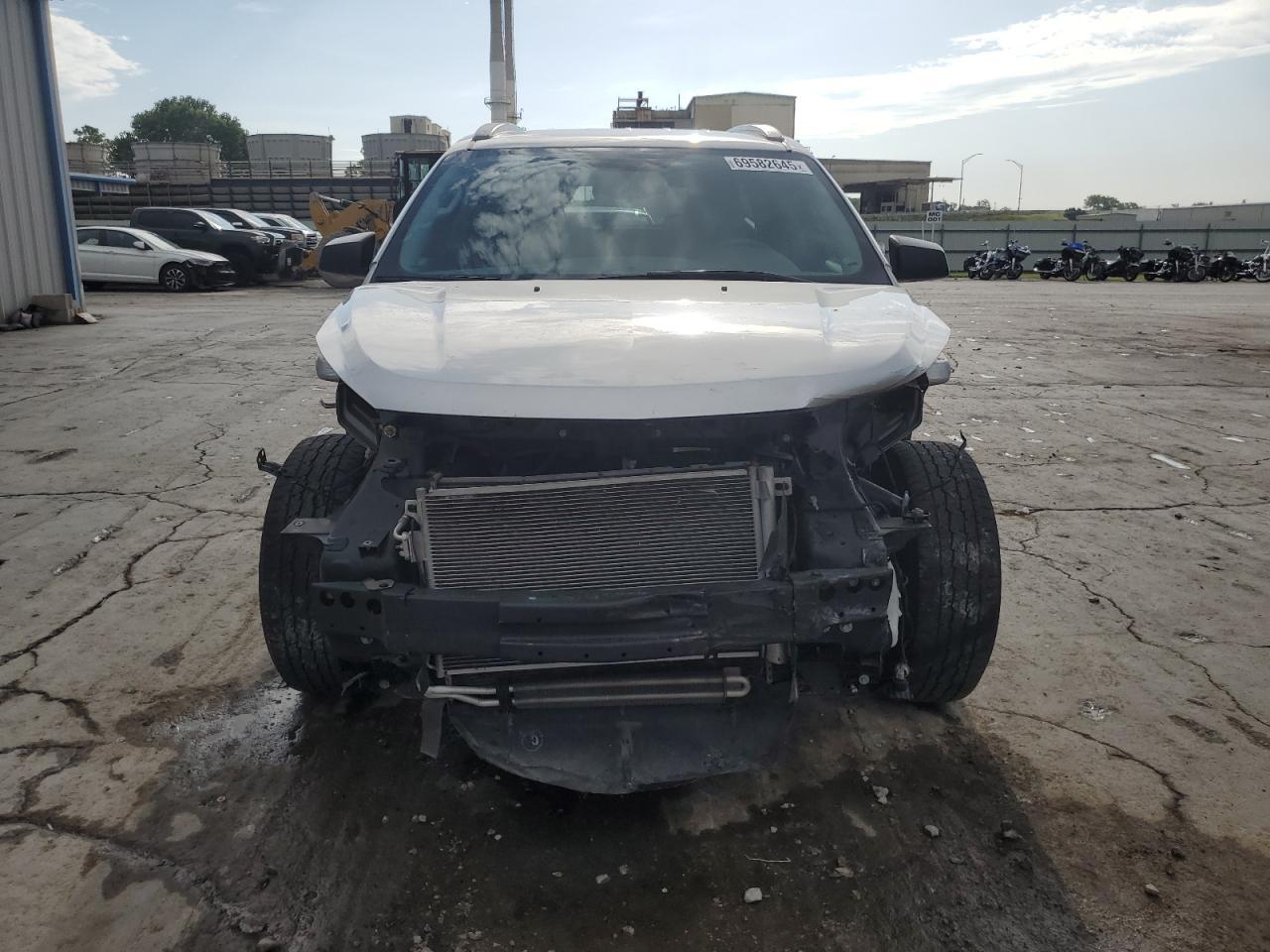 2016 Chevrolet Traverse Ls - Image 5