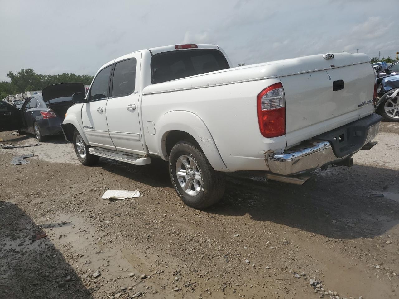 2004 Toyota Tundra Double Cab Sr5 - Image 2
