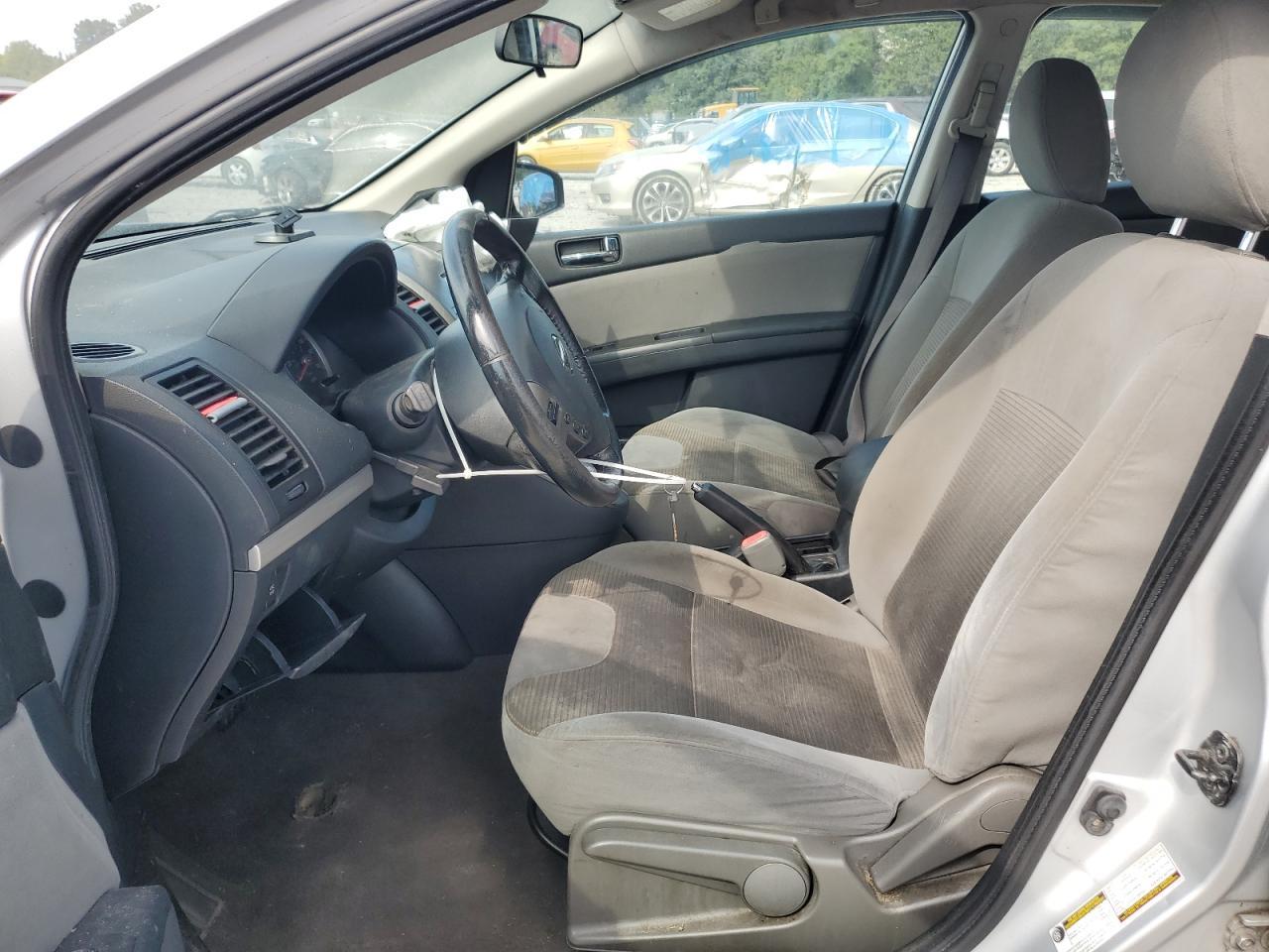 2011 Nissan Sentra 2.0 - Фото 7