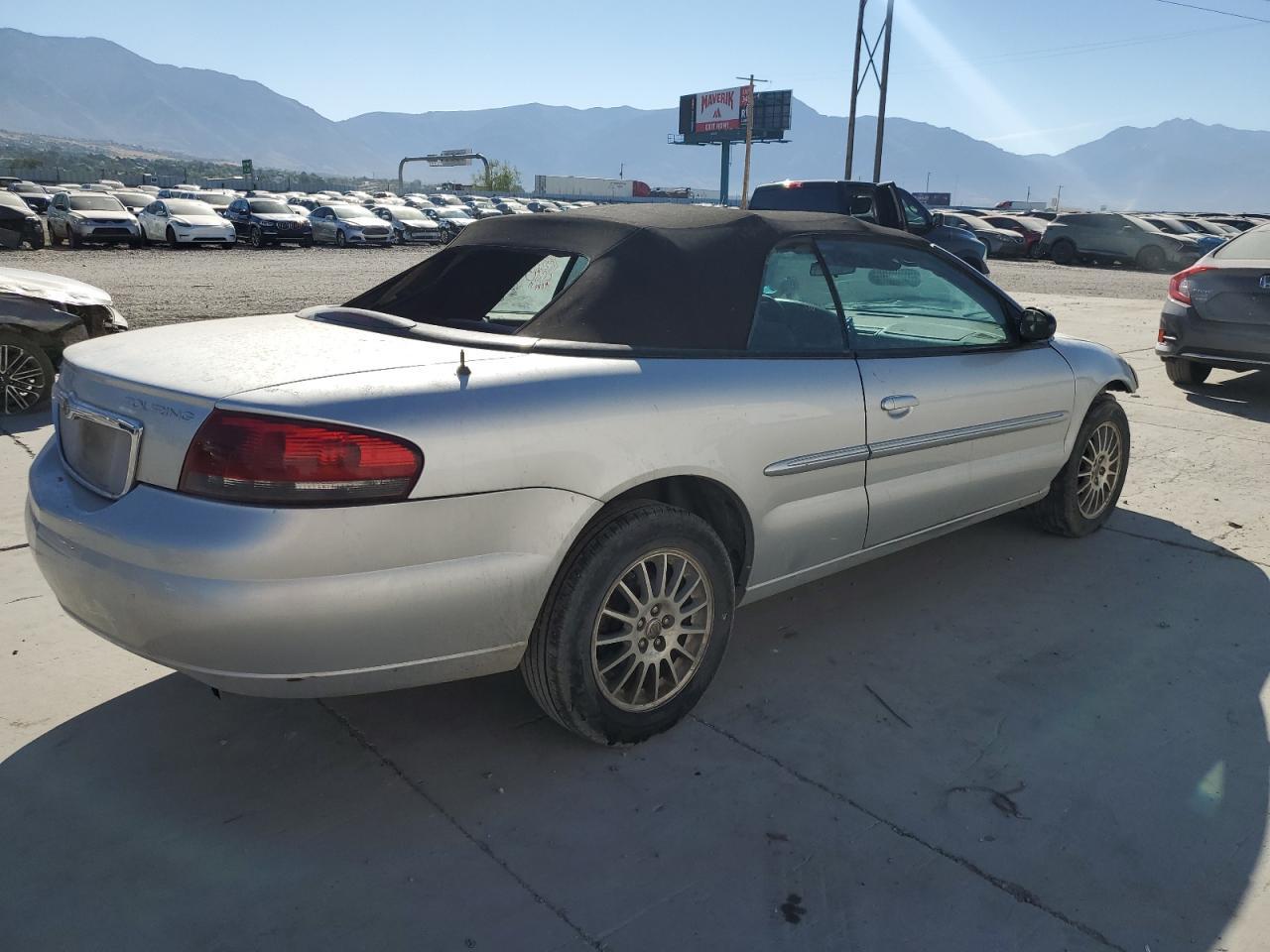2005 Chrysler Sebring Touring - Фото 3
