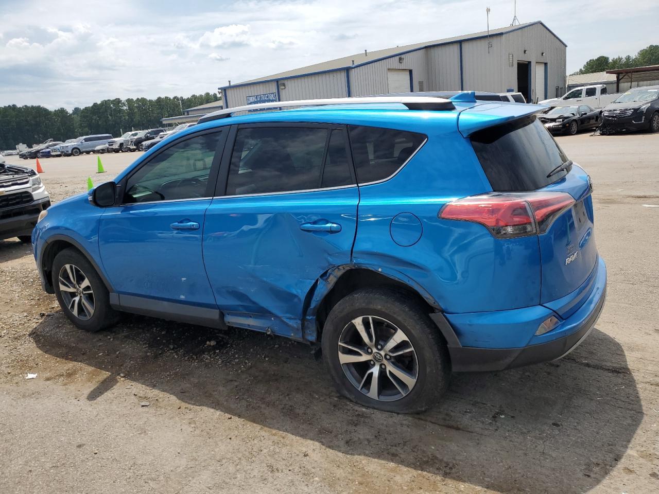 2018 Toyota Rav4 Adventure - Фото 2