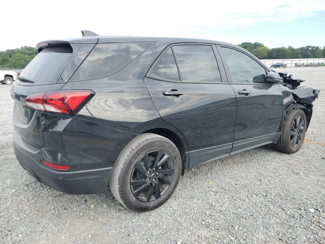 2024 Chevrolet Equinox Ls - Image 3