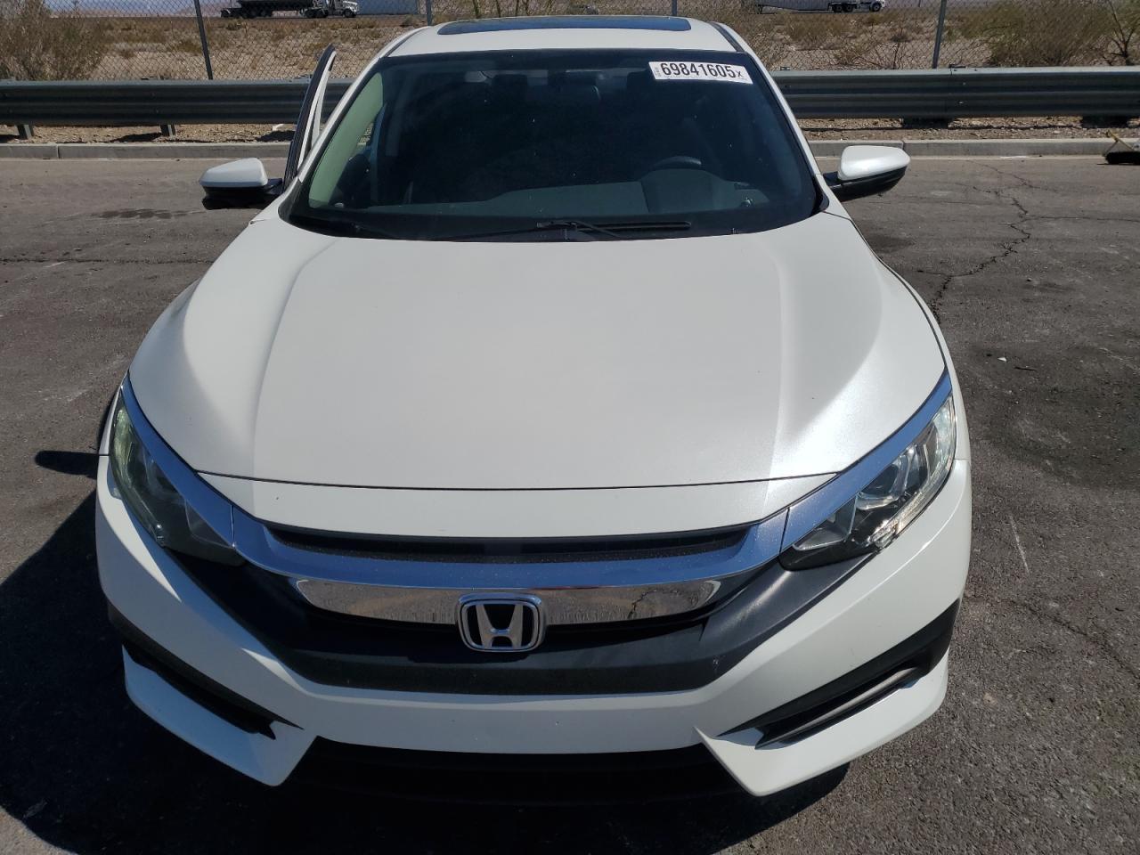 2018 Honda Civic Ex - Image 5