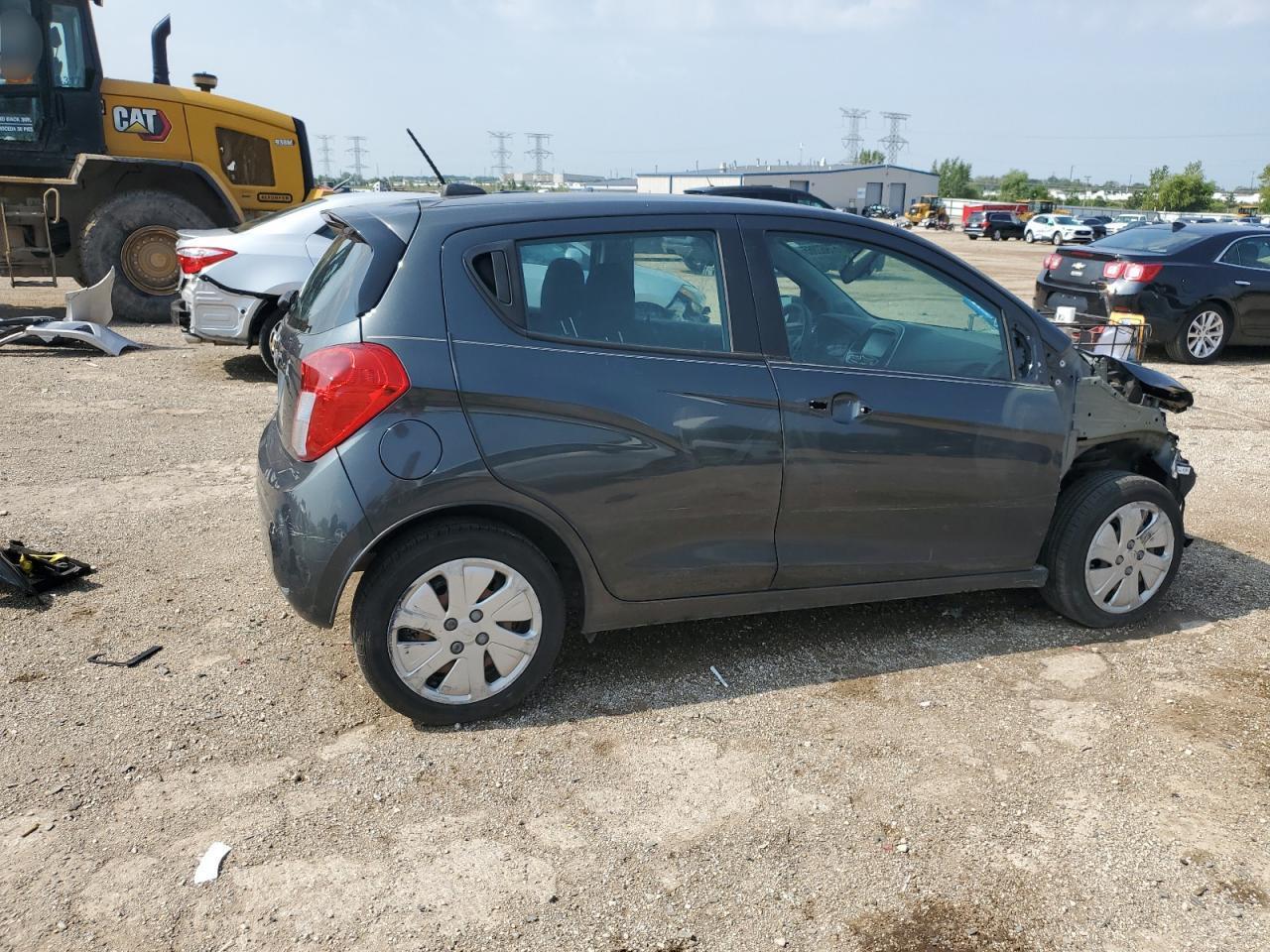 2017 Chevrolet Spark Ls - Фото 3