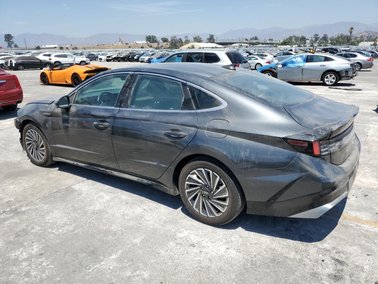 2024 Hyundai Sonata Hybrid - Фото 2